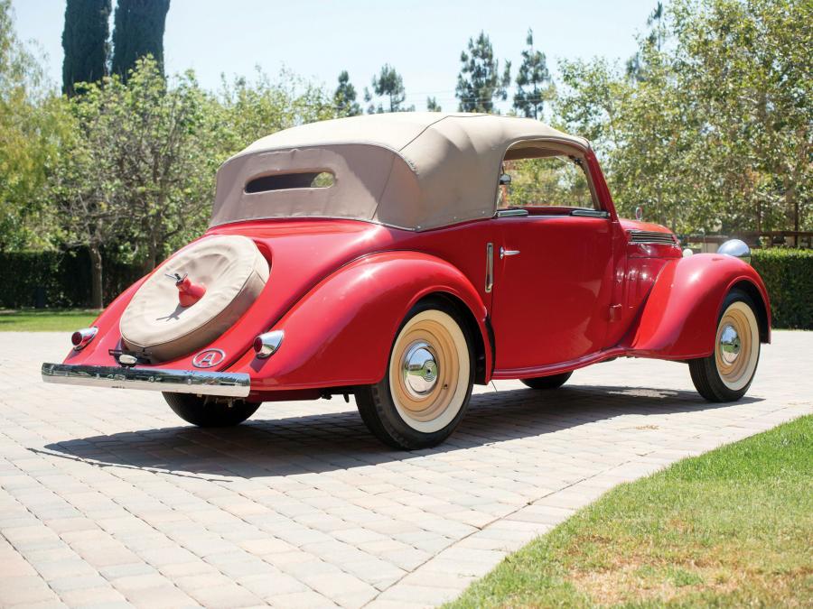  Steyr 220 Cabriolet 1937 года  (фото 8 из 16)
